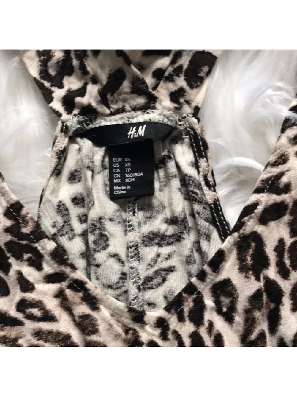 H&M Leopard Print V-Neck Mini Dress - Beige & Black - Picture 4 of 5